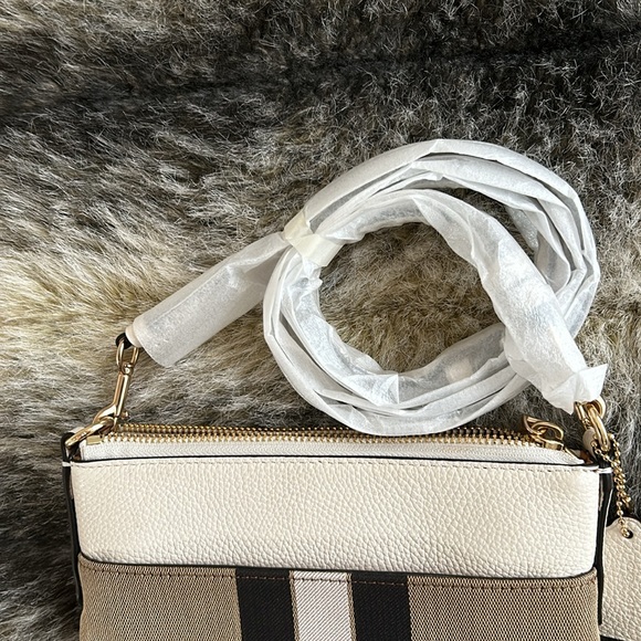 Coach Small Crossbody Bag - Picture 3 of 11
